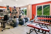 Premier Inn Premier Inn Heathrow Airport Terminal 4 斯坦维尔 外观 照片